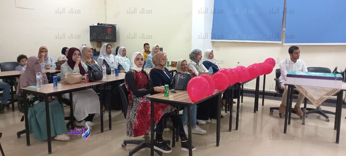 تكريم الطلاب الفائزون بدروع المثال اللغوي