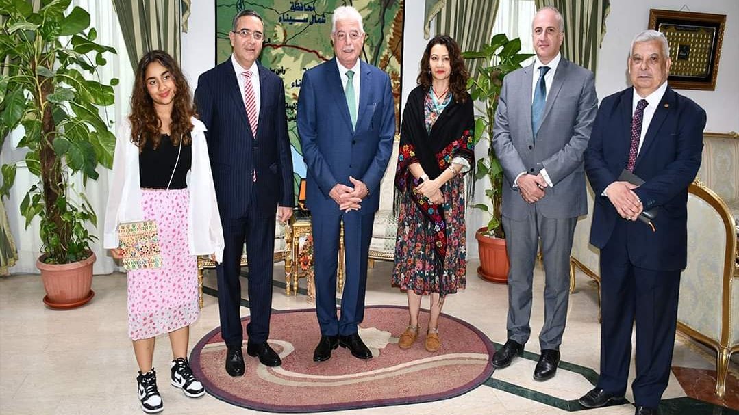 لقاء فودة والسفير الهندي 