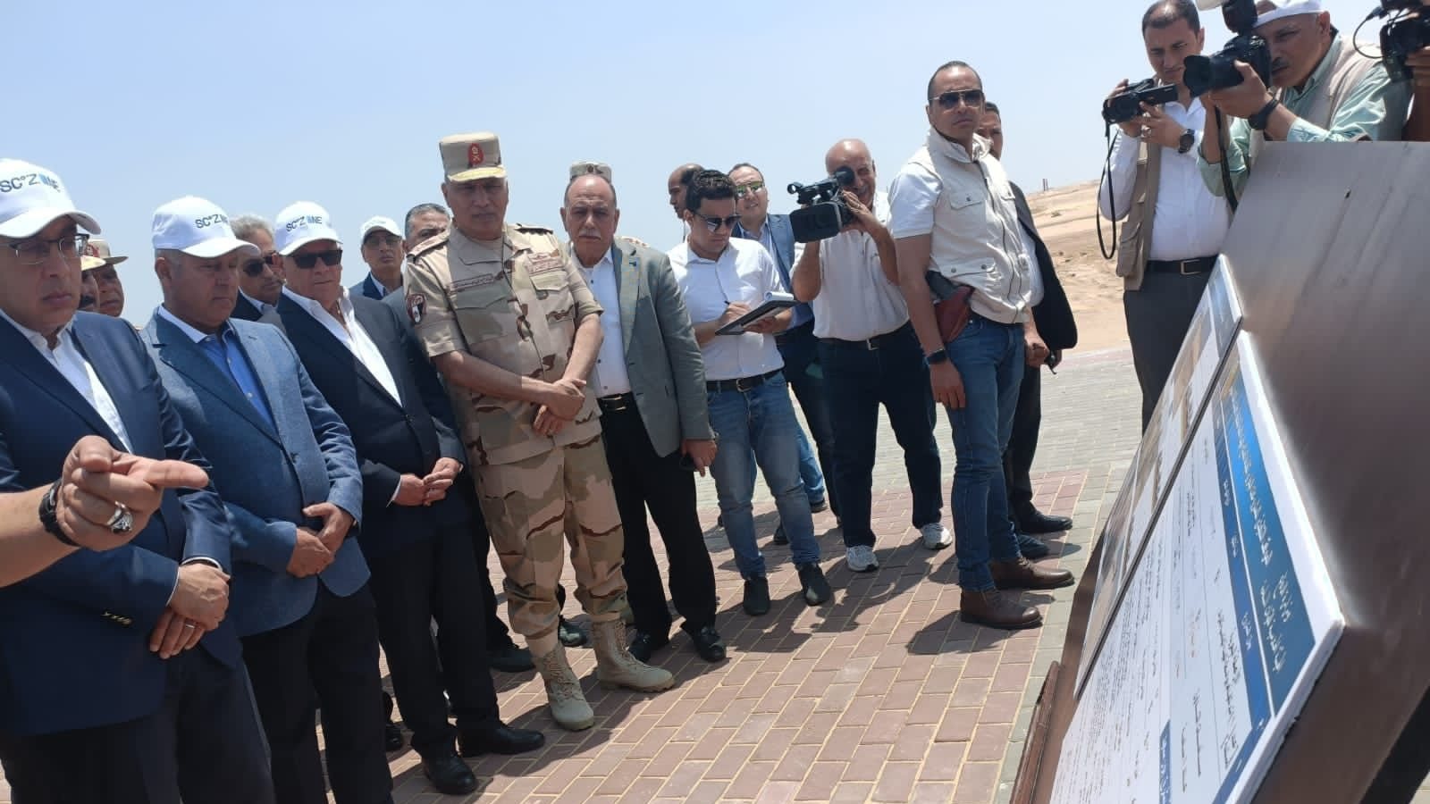 الدكتور مصطفى مدبولى رئيس الوزراء 