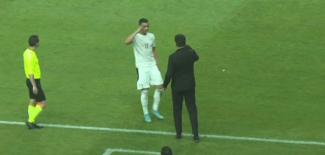 تحية مصطفى محمد لـ إيهاب جلال