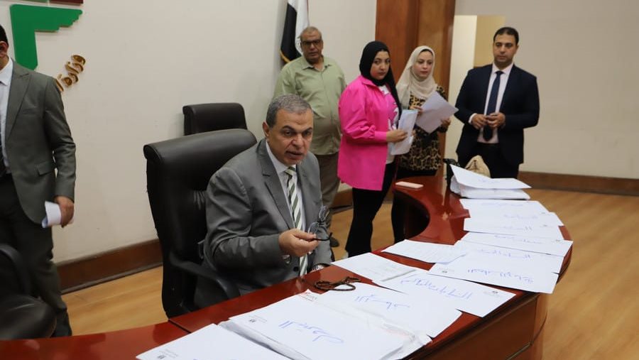 وزير القوي العاملة