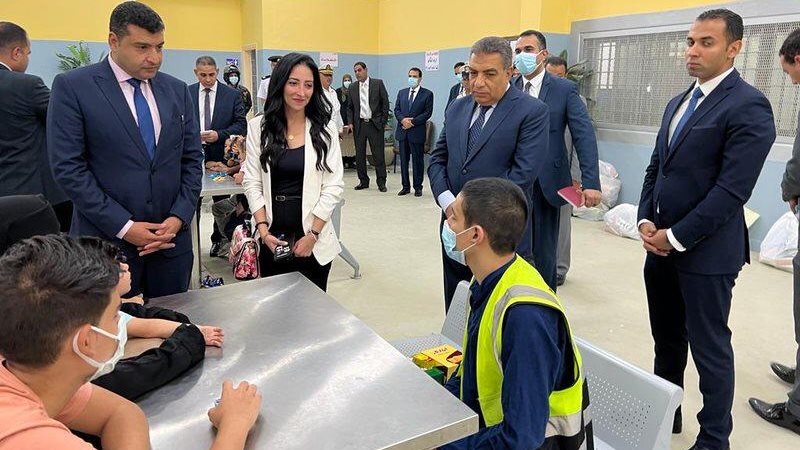 وفد حقوق الإنسان