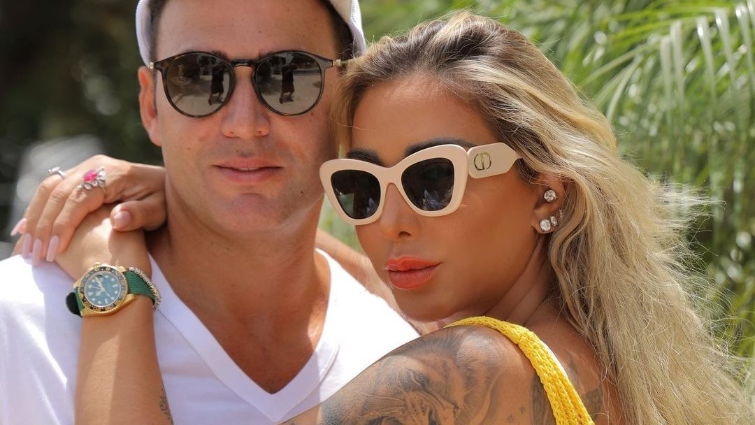 جويل وزوجها