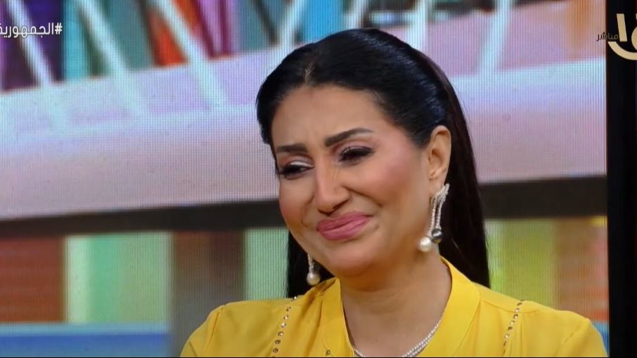 وفاء عامر