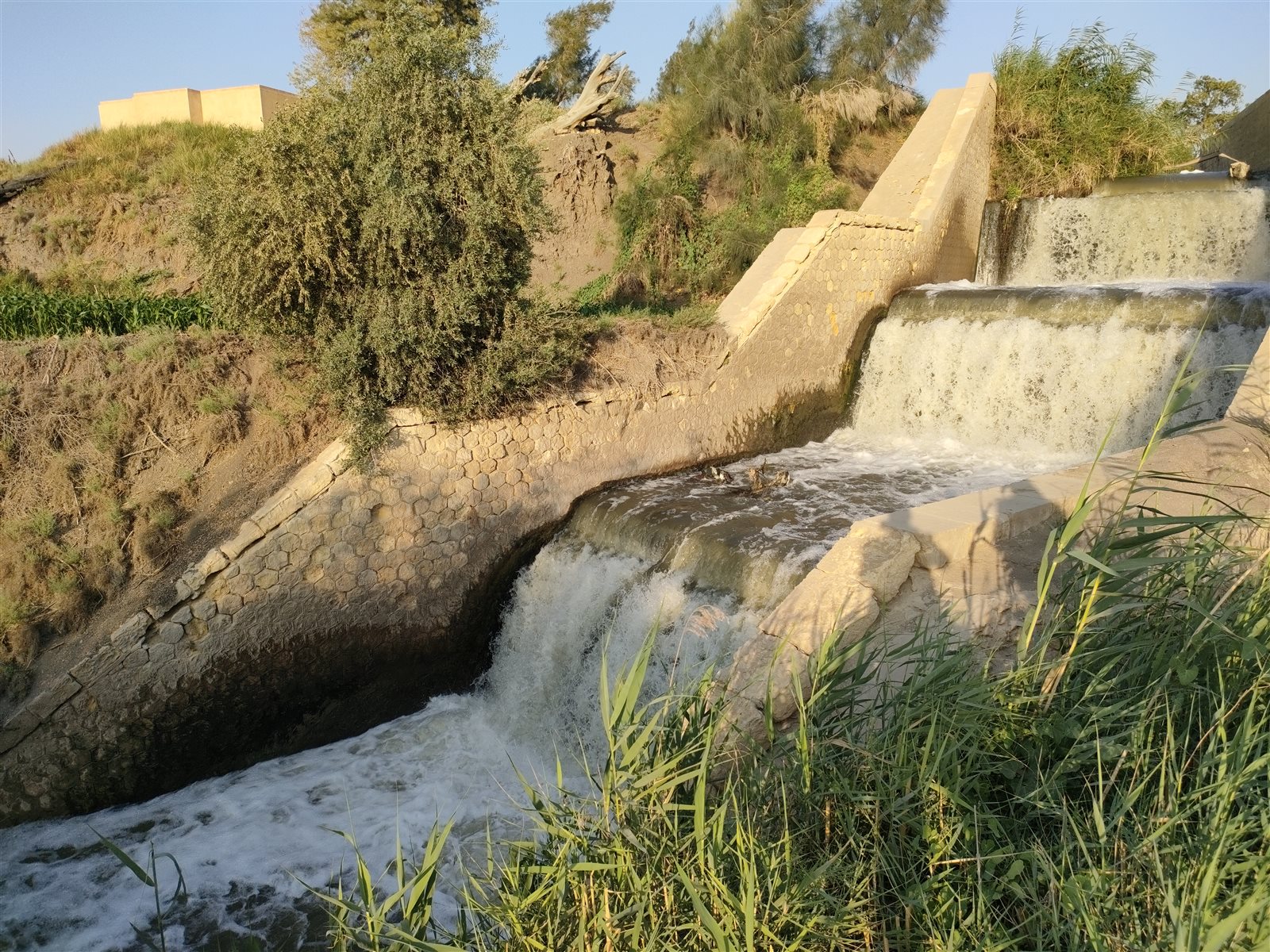 شلالات قرية المختلظة بمركز أطسا بالفيوم 