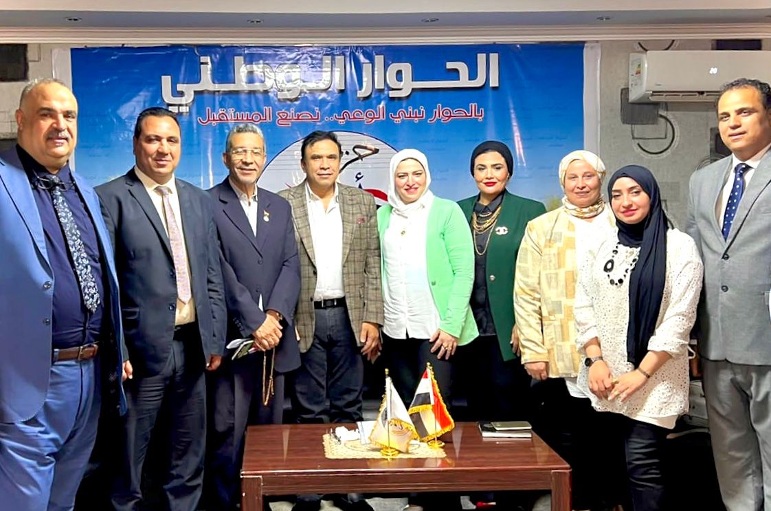 الطلاق يتصدر نقاشات أبناء مصر