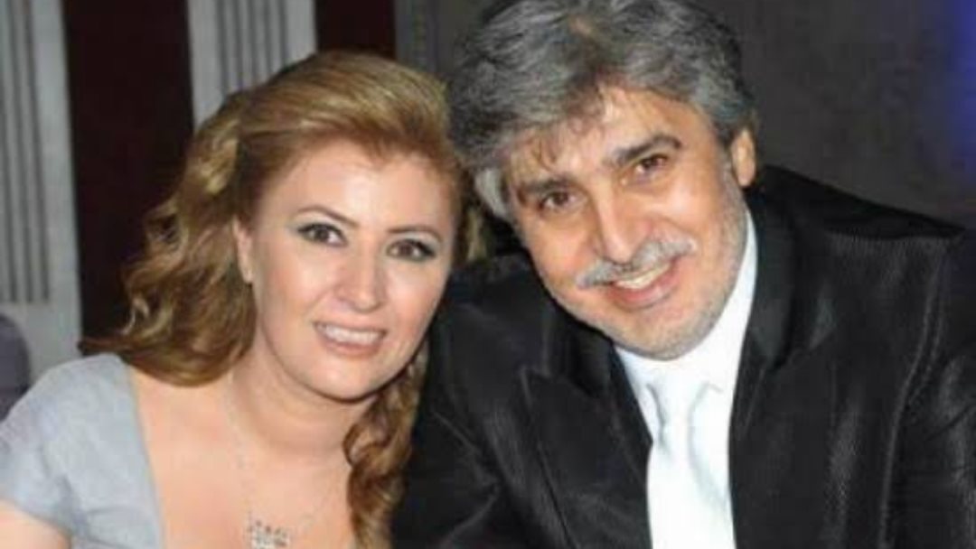 عباس النوري وزوجته 