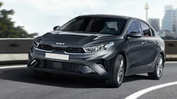 بعد الزيادات الاخيرة .. احدث اسعار "كيا جراند سيراتو"