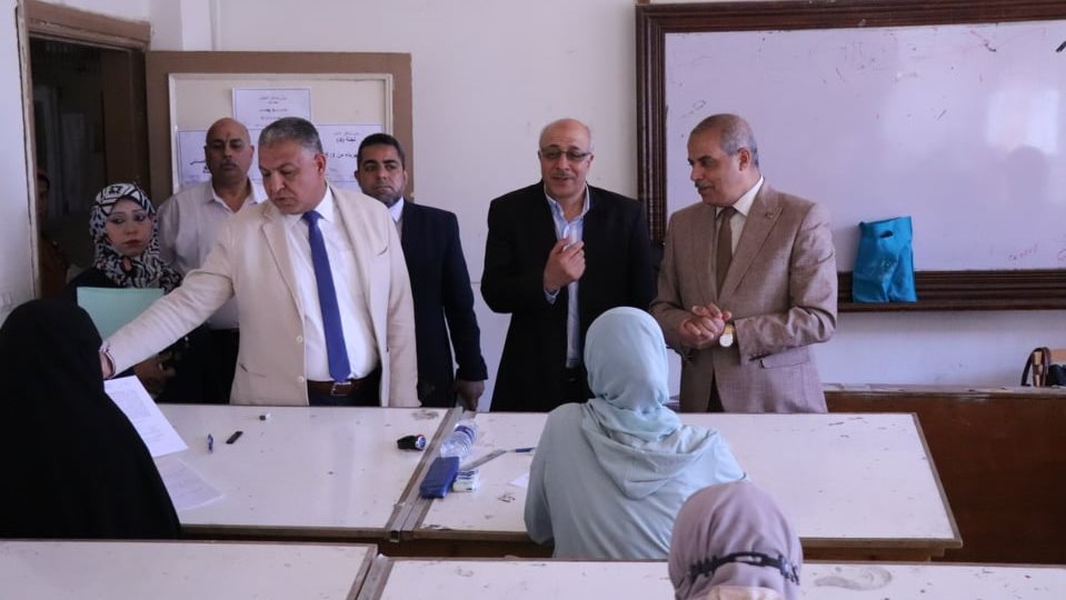 د. المحرصاوي خلال الجولة