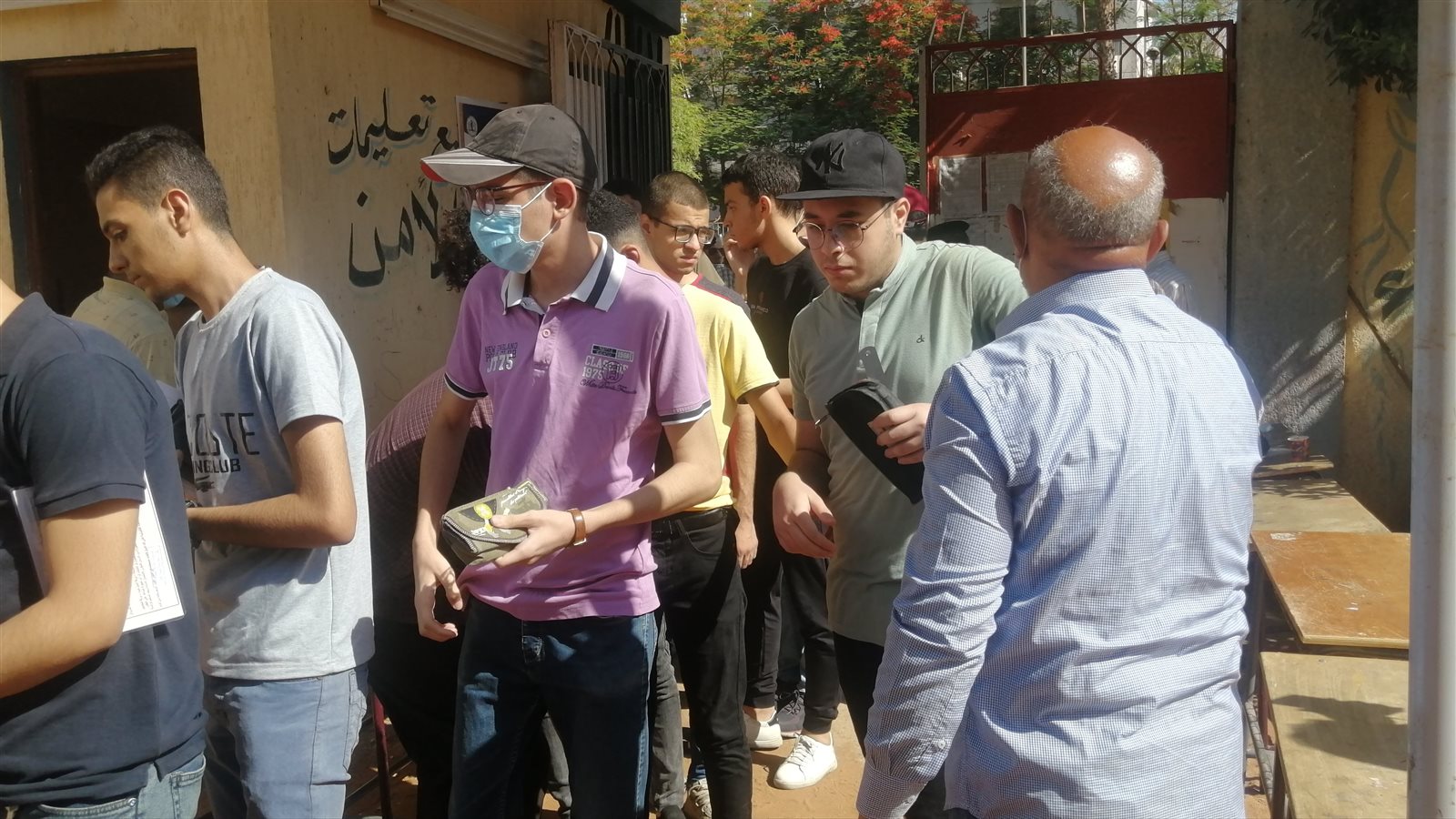 طلاب الثانوية العامة بأسيوط 