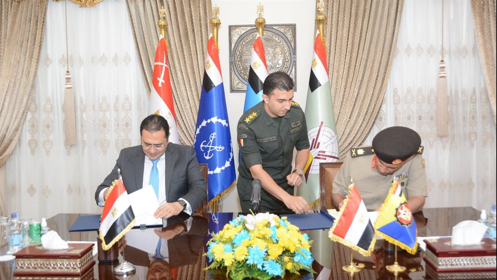 صورة من توقيع البروتوكول