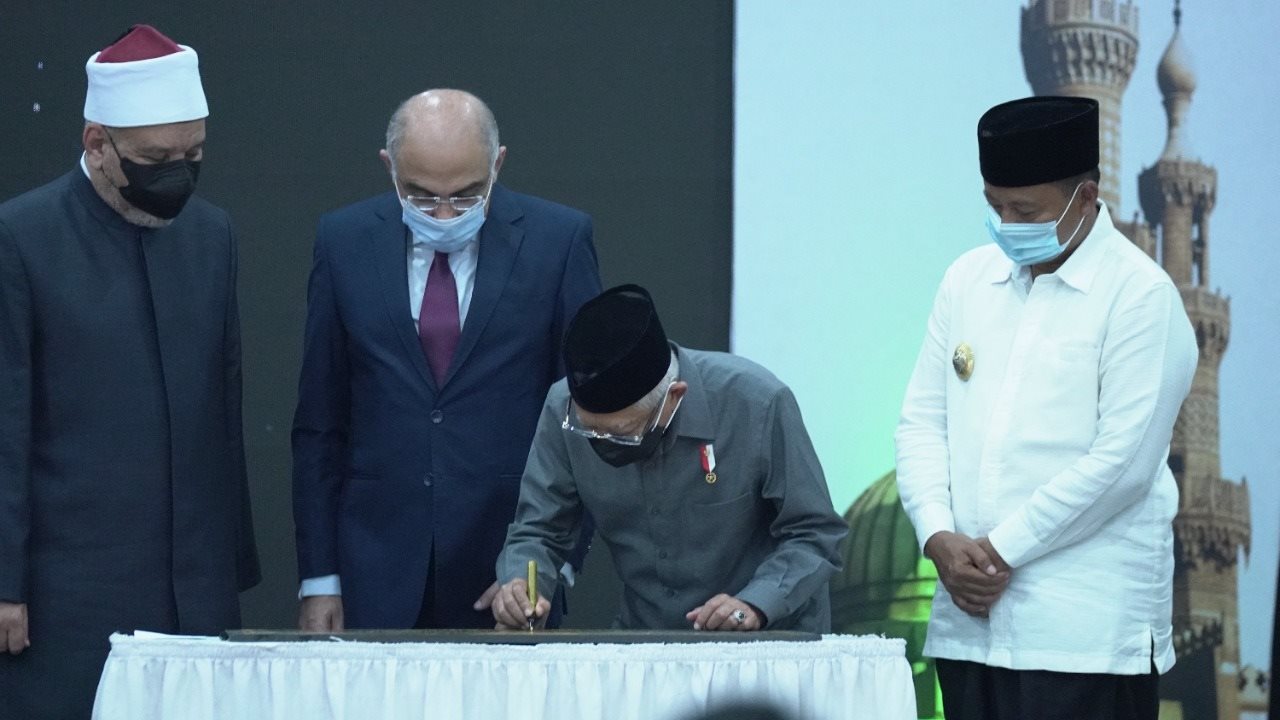 فرع المنظمة العالمية لخريجي الأزهر بإندونيسيا فرع المنظمة العالمية لخريجي الأزهر بإندونيسيا