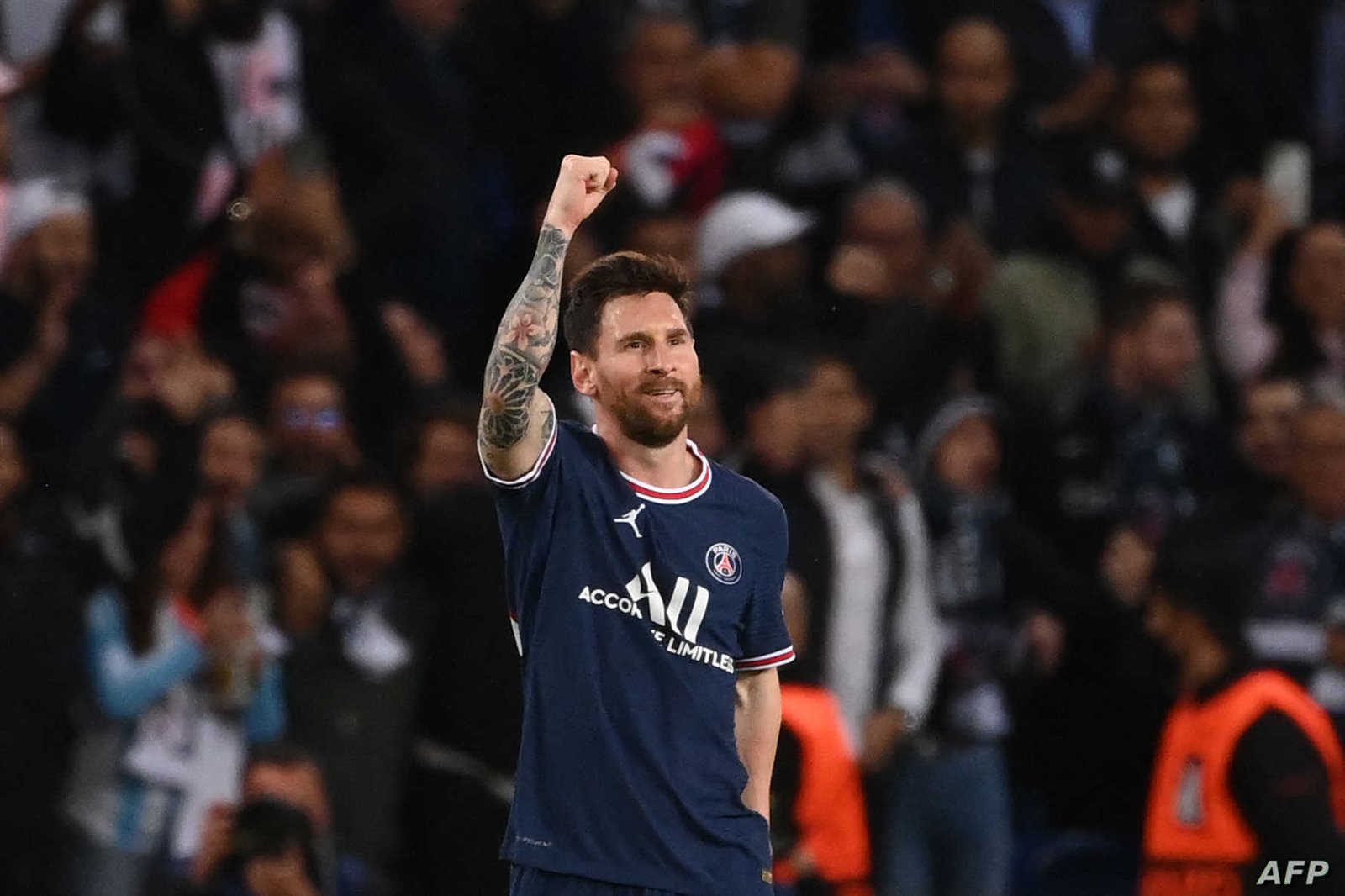 ليونيل ميسي نجم فريق باريس سان جيرمان