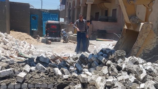 إزالات فورية لحالات تعدي على أراضي زراعية بأسيوط 
