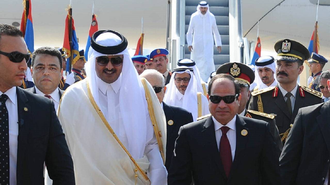 الرئيس السيسي مع أمير قطر