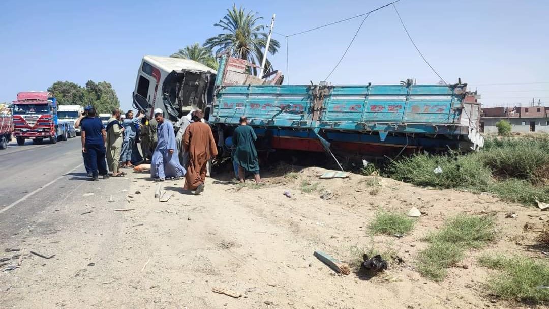 حادث طريق أسيوط 