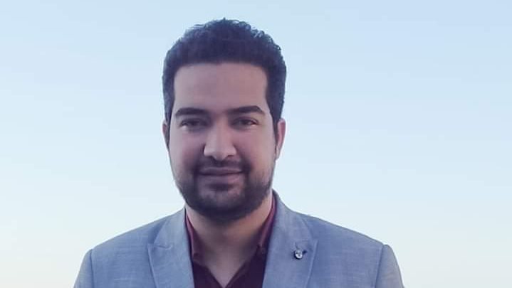 دكتور/ عمرو الحديدي 