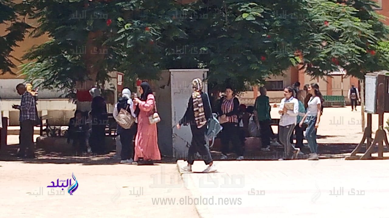 طالبات مدرسة الشيماء الثانوية بنات بسوهاج