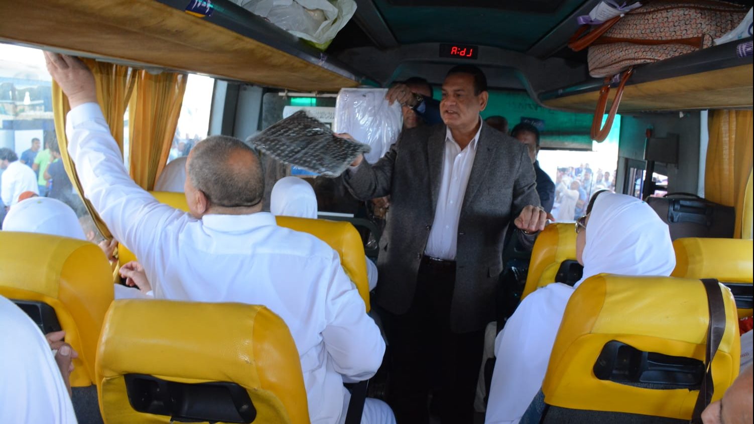 محافظ البحيرة