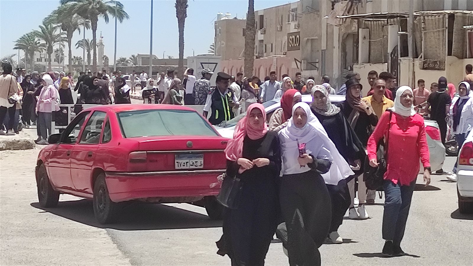 طلاب الثانوية عقب اللغة العربية 