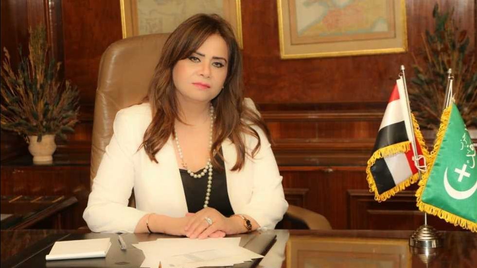 النائبة الوفدية أمل رمزى ، عضو مجلس الشيوخ