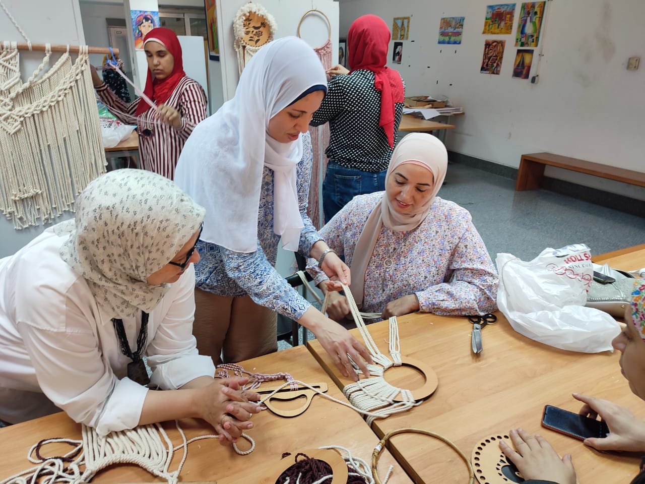 فن المكرمية 
