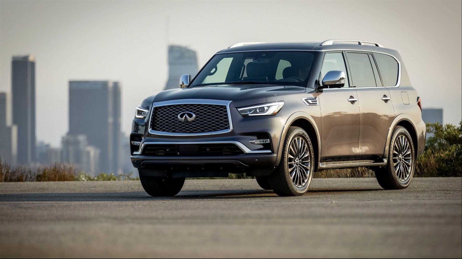 إنفينيتي QX80