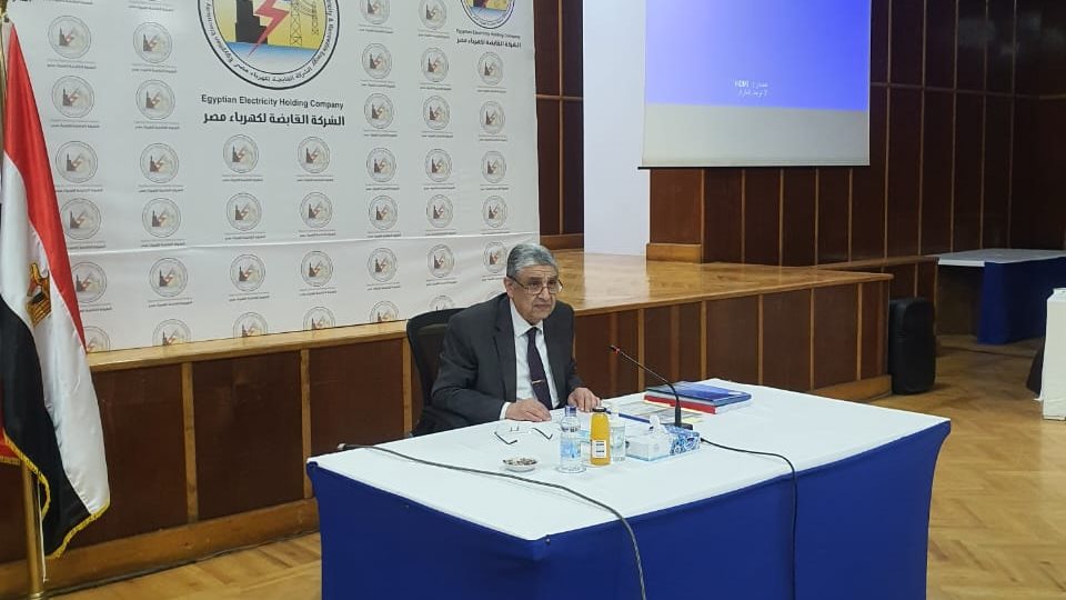 وزير الكهرباء 