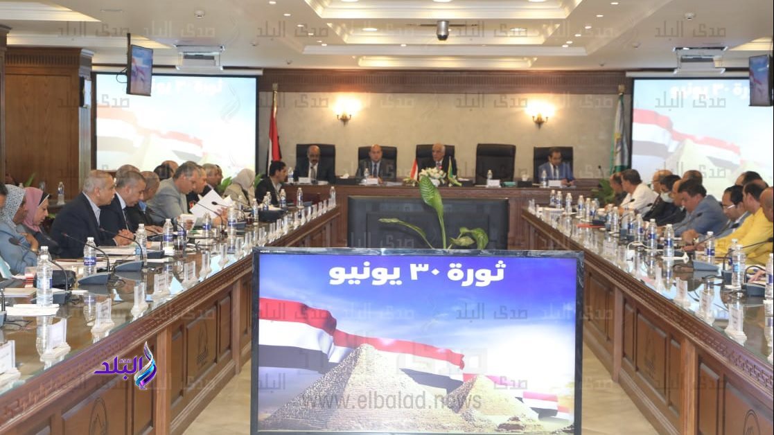اللواء أحمد راشد محافظ الجيزة اللواء أحمد راشد محافظ الجيزة