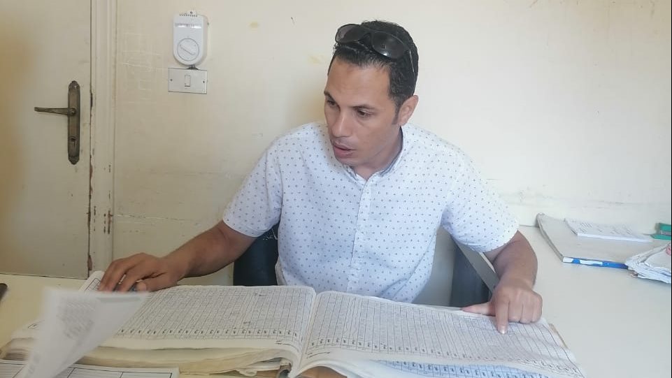 إحالة موظفيين للتحقيق