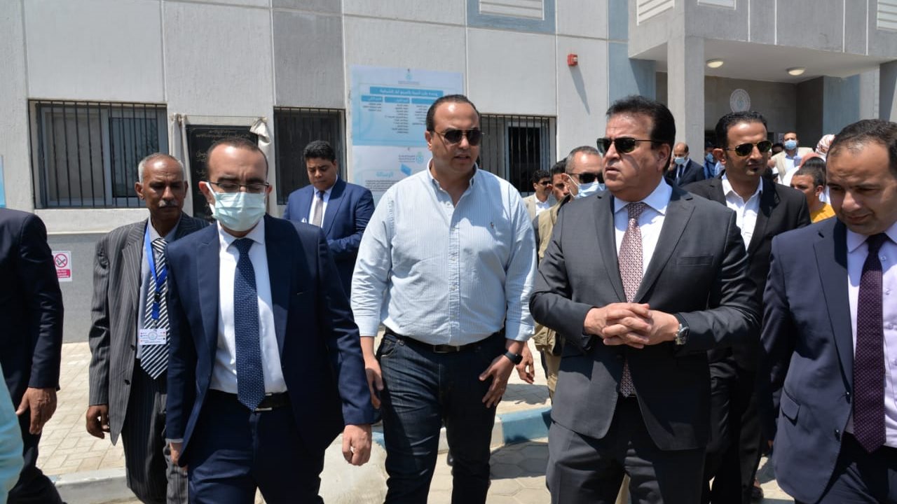 خلال الجولة خلال الجولة