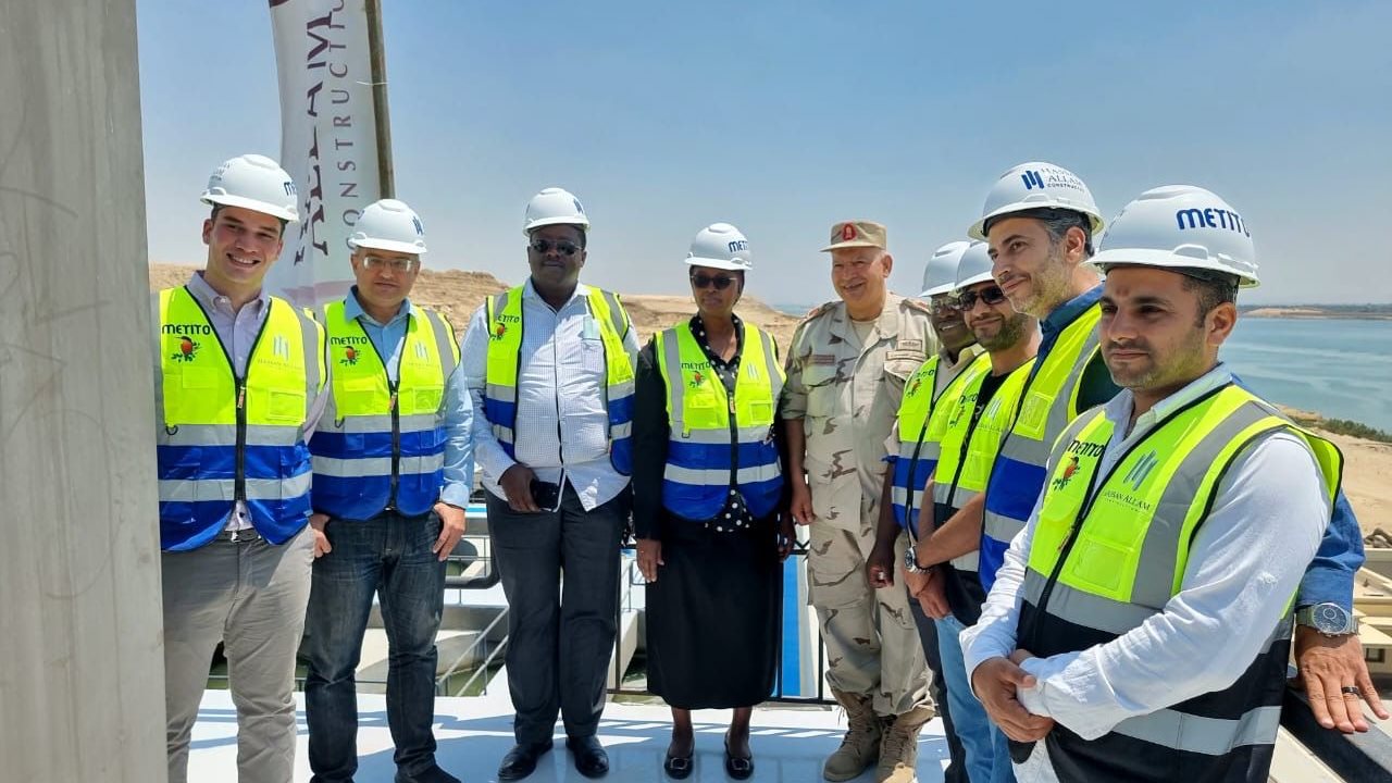 صورة من زيارة الوفد