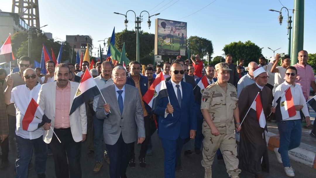 محافظ المنيا ونائبه والسكرتير العام والمستشار العسكري بالمس