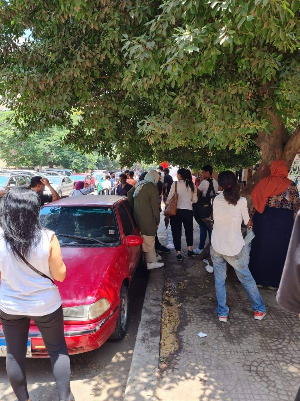 received_561552782126647