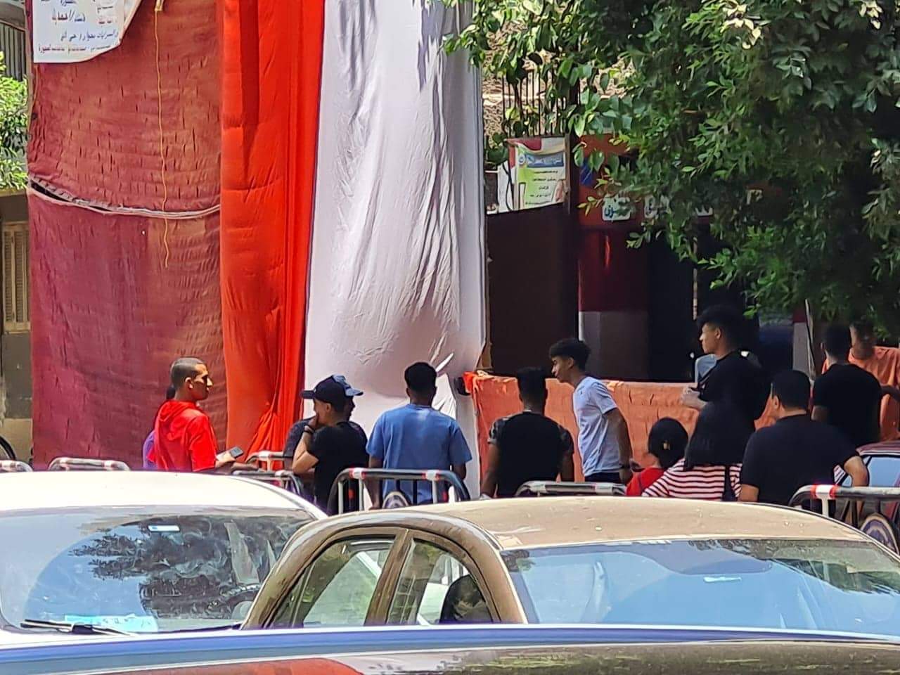 received_423535079646510