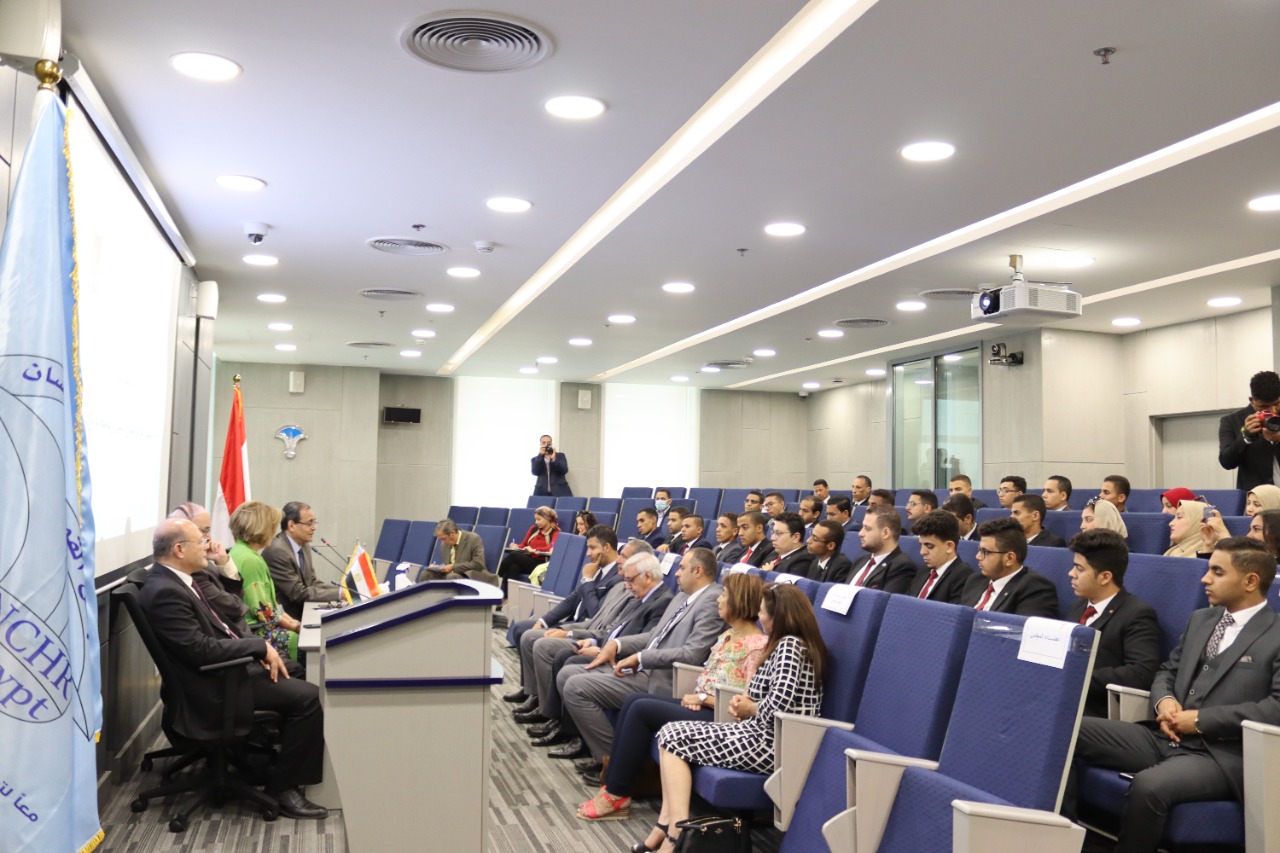 3CDD1CC1-047C-434C-B4BB-90E547D689E2