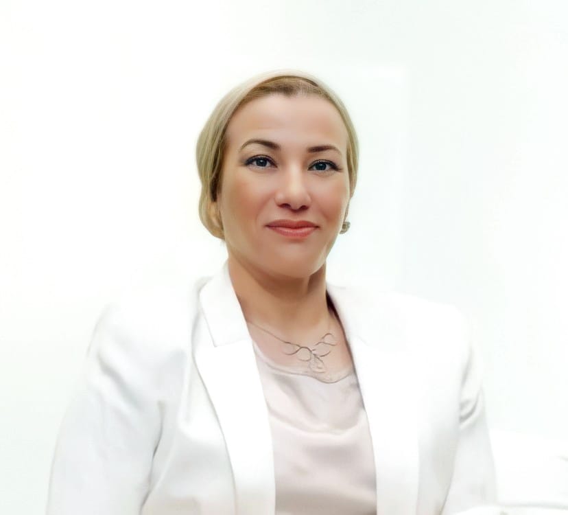 وزيرة البيئة