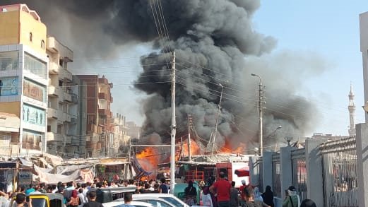 حريق السوق التجارى بالقنطرة غرب 