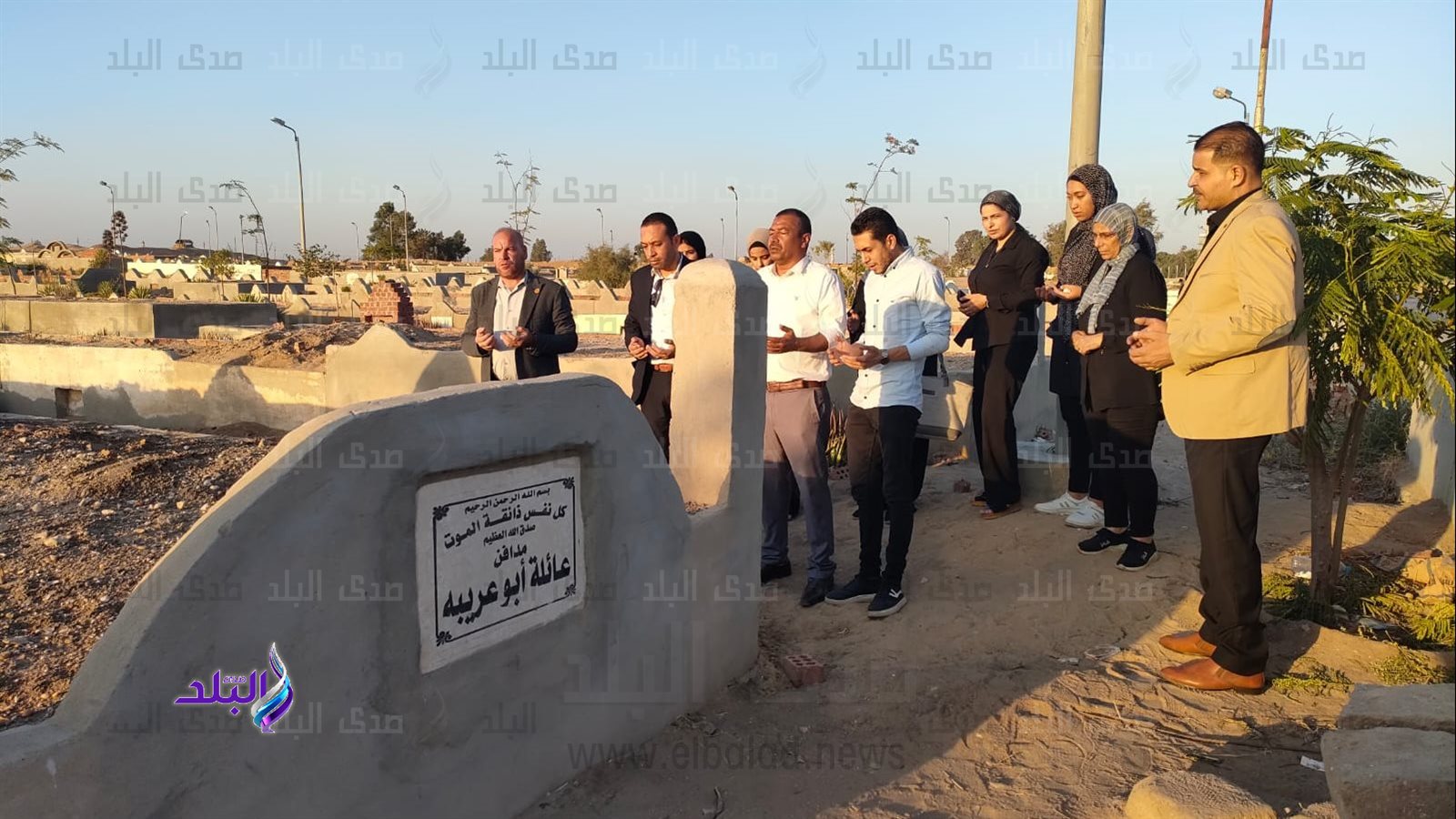 أصدقاء عريس الإسماعيلية يقرأون القرآن 