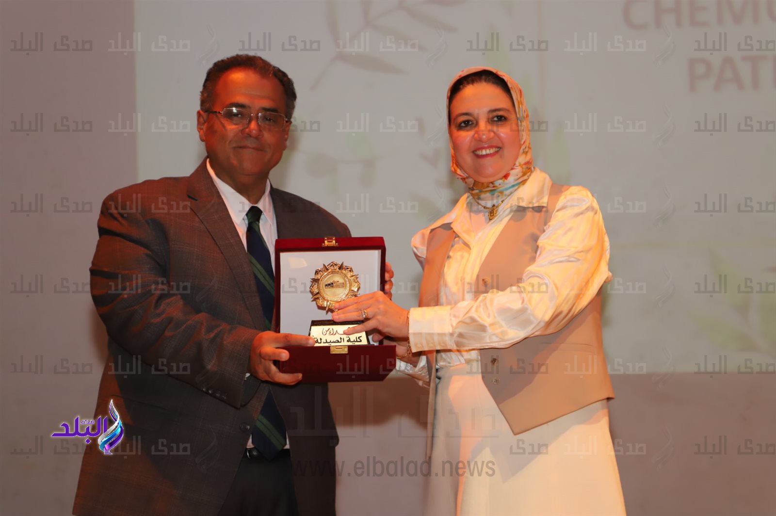 حفل عرض مشاريع التخرج لطلاب الساعات المعتمدة