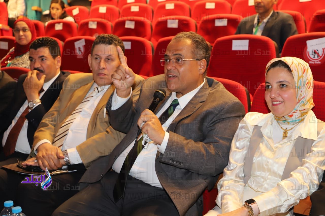 حفل عرض مشاريع التخرج لطلاب الساعات المعتمدة