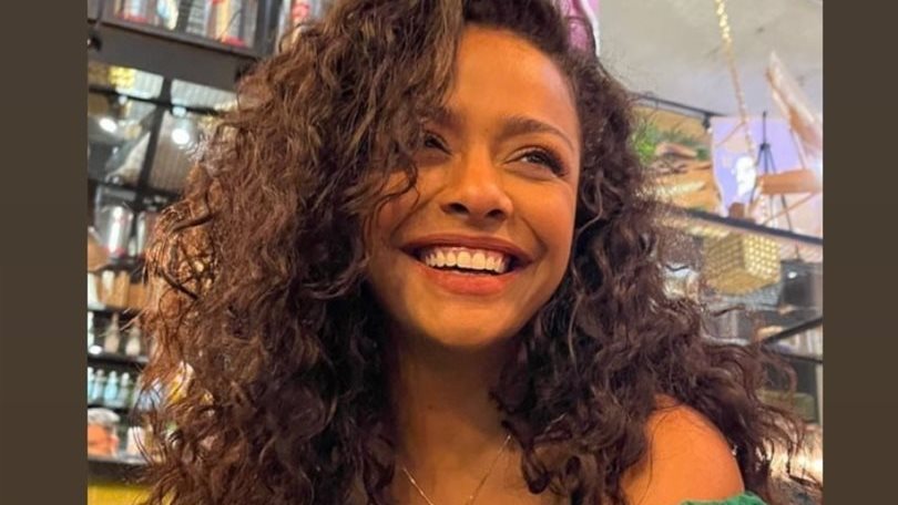 أسماء أبو اليزيد 