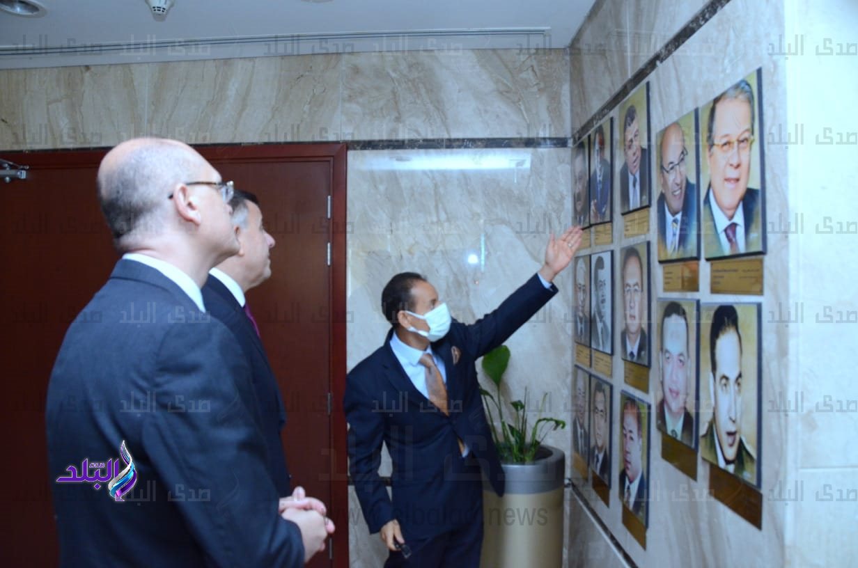 جانب من بروتوكول التعاون لرفع مستويات الوعي المالي