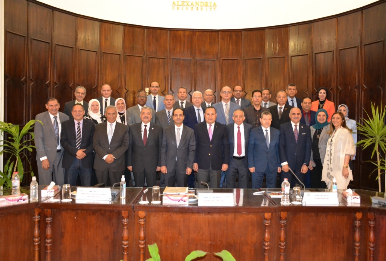 المجلس الأعلي لشئون الدراسات العليا والبحوث في الإسكندرية