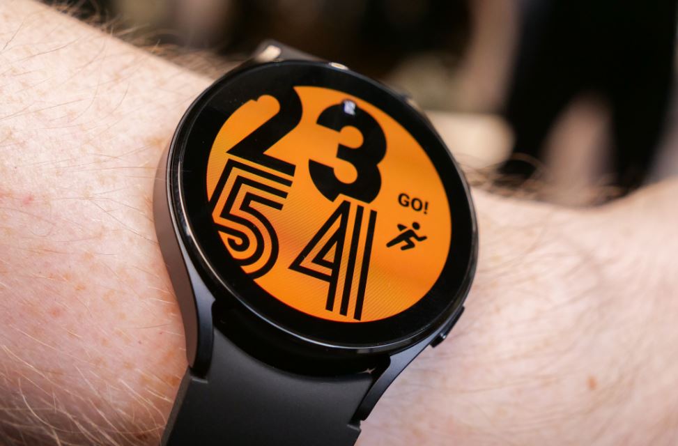 ساعة سامسونج Galaxy Watch 4