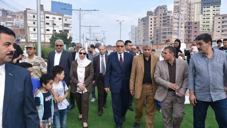 محافظ الشرقية يفتتح