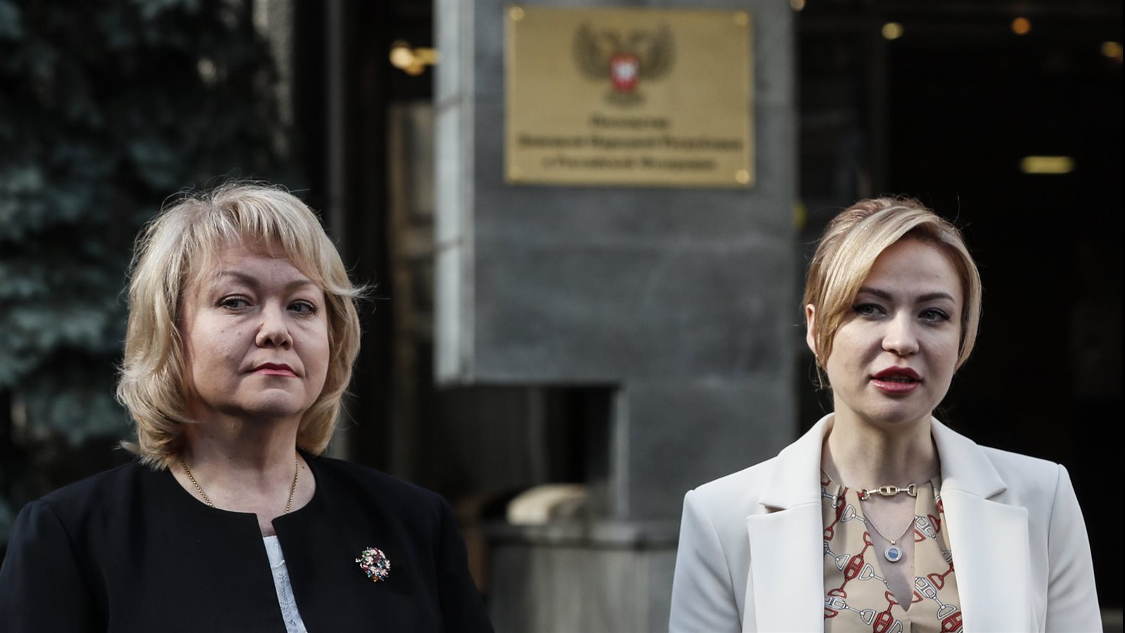 وزيرة الخارجية والسفيرة الجديدة