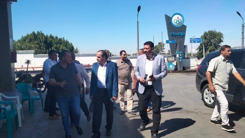 سكرتيري  المنيا يتفقدان مواقف سيارات الاجرة 