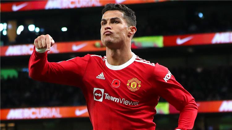 كريستيانو رونالدو نجم فريق مانشستر يونايتد