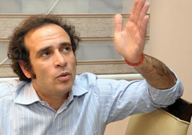 عمرو حمزاوي 